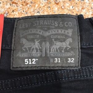 NWT - Men’s Levi 512 size 31/32